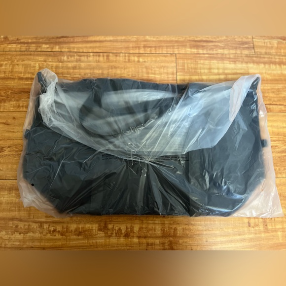 JOHN VARVATOS Men Duffle Weekend bag - Picture 4 of 7